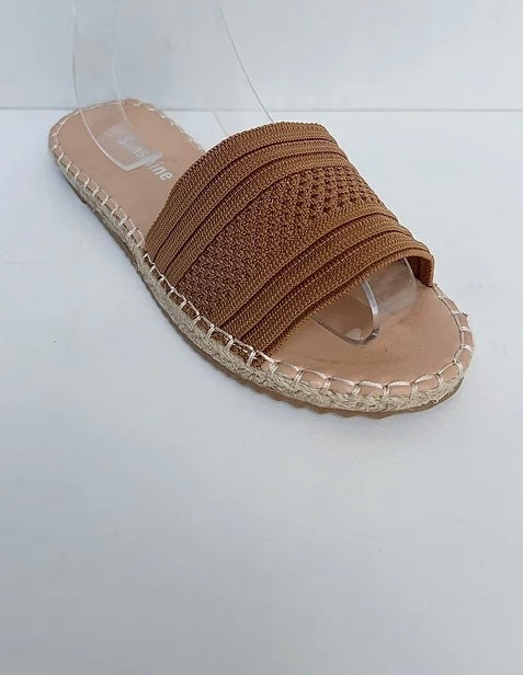 Denni Sandal
