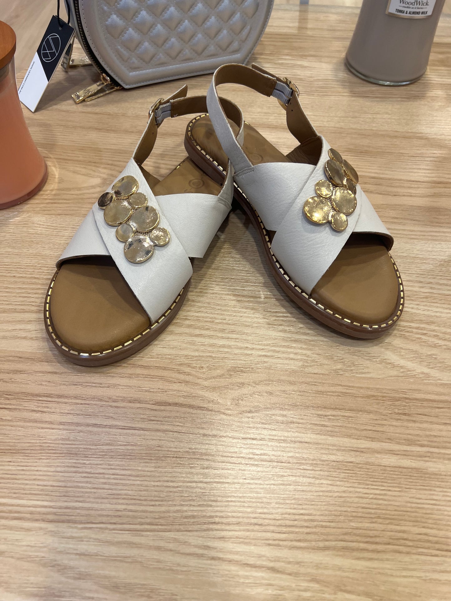 mulan Leather Sandal