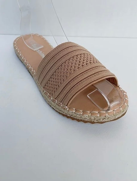 Denni Sandal