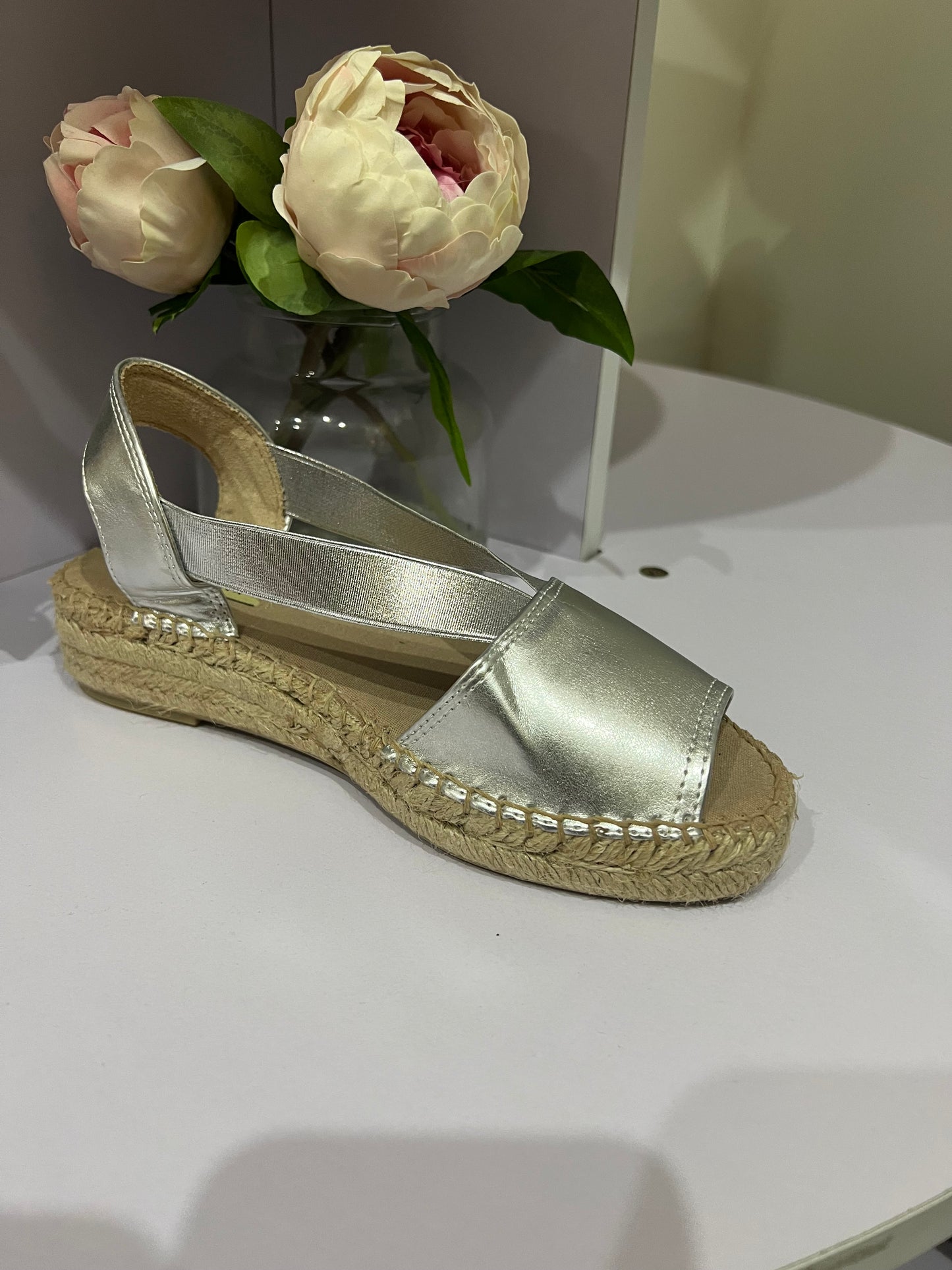 Bali Silver vegan Shoe