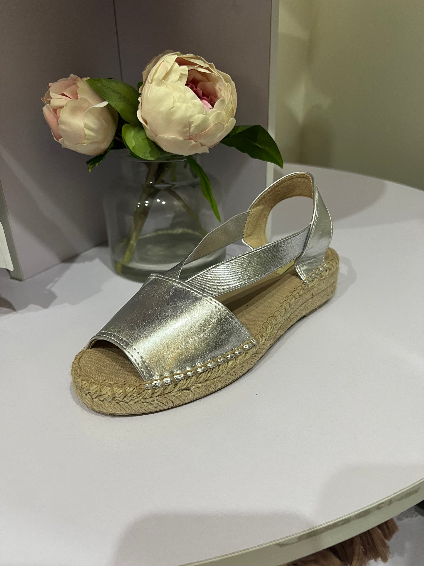 Bali Silver vegan Shoe