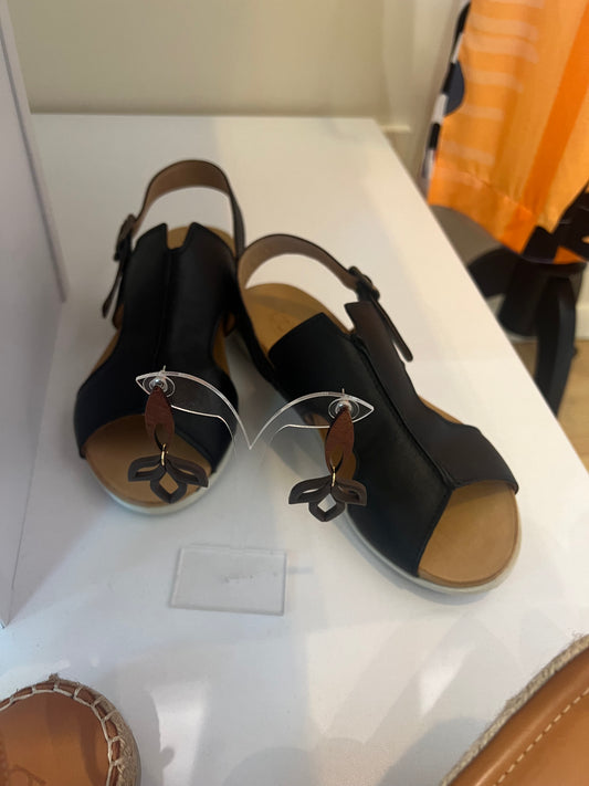 Bueno Sugar Black Shoe