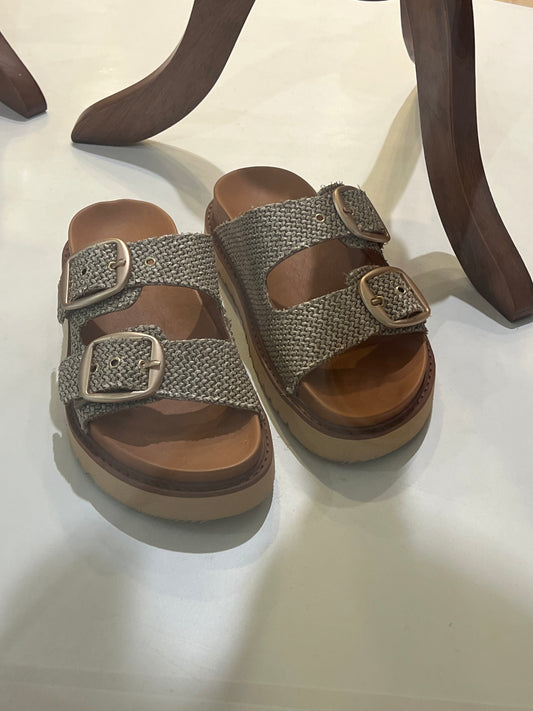 Avery Raffia Sandal