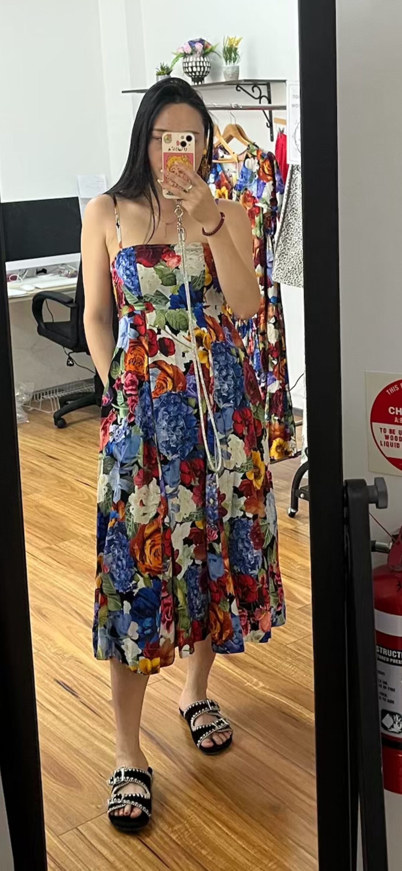 Boutique Blooms Midi Dress