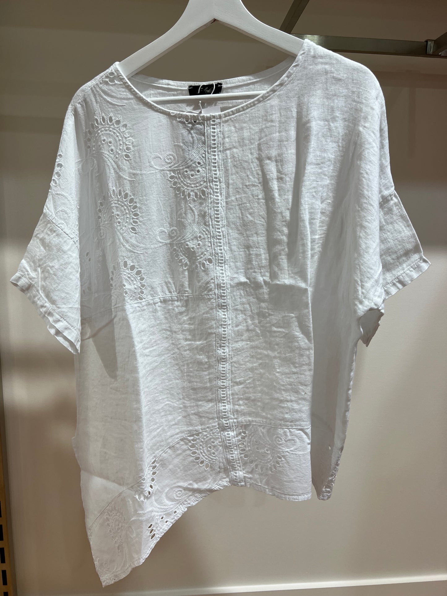 Meera Linen Top